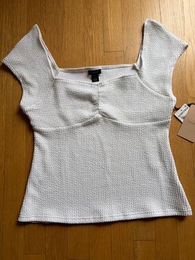 Halogen White Textured Square-Neck Crop Top